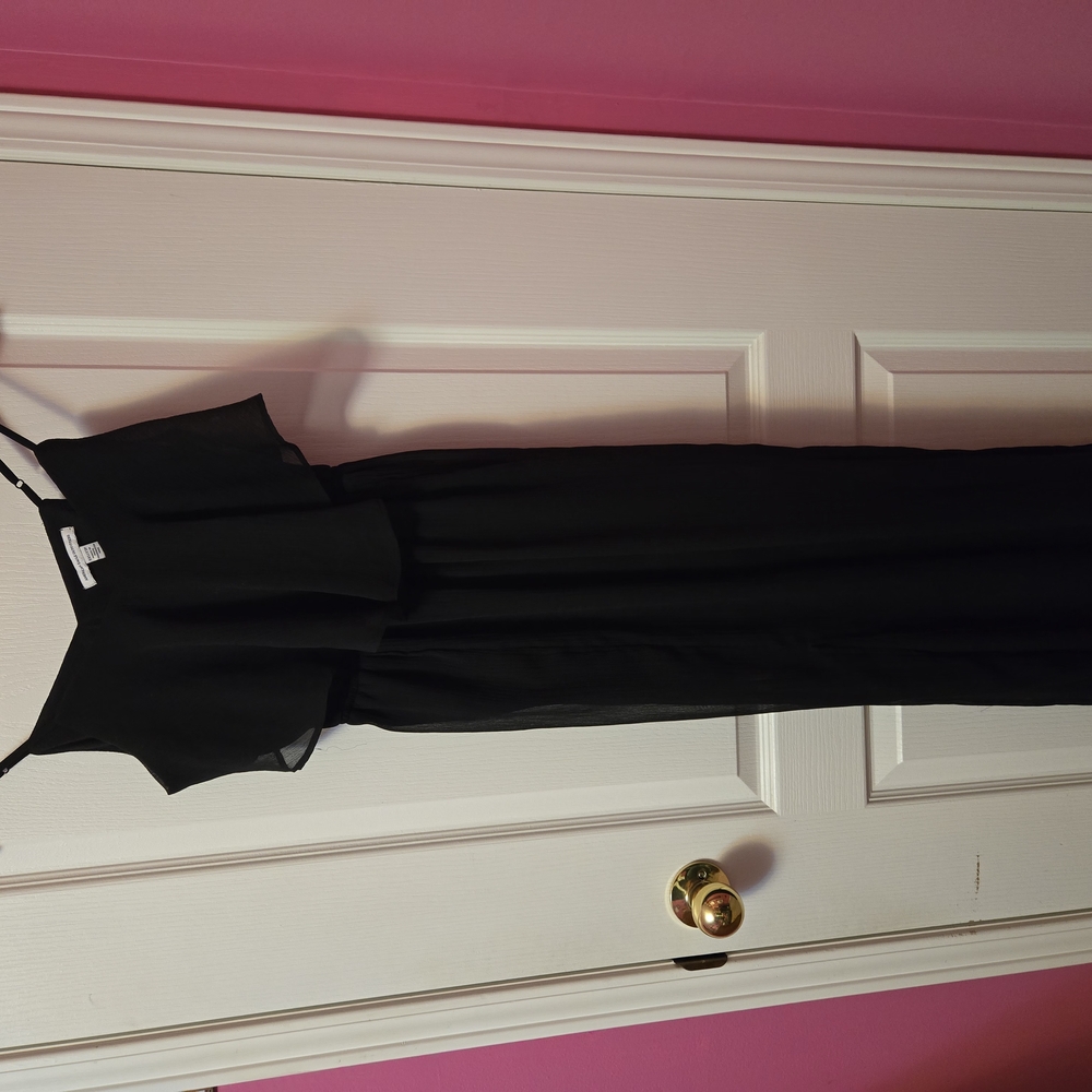 Elegant Black Sleeveless Dress